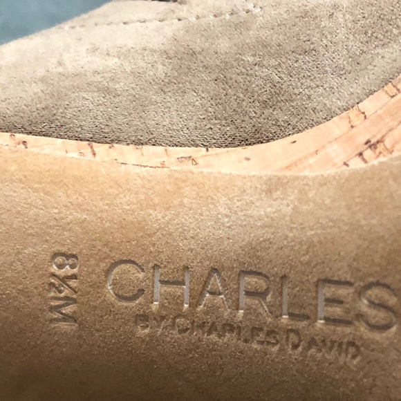 Charles David suede open toed clogs - Picture 2 of 2